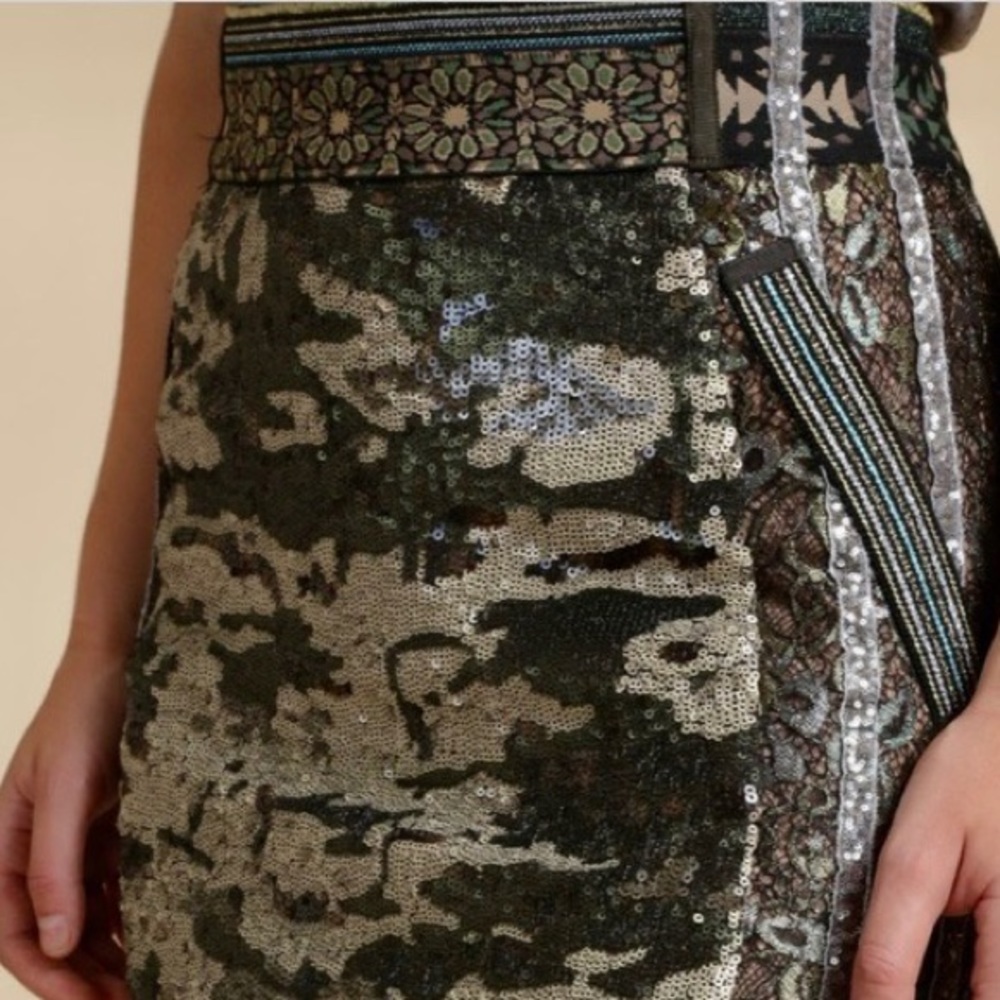 Byron Lars Sequins Camo Pencil Skirt SZ 4 NWT